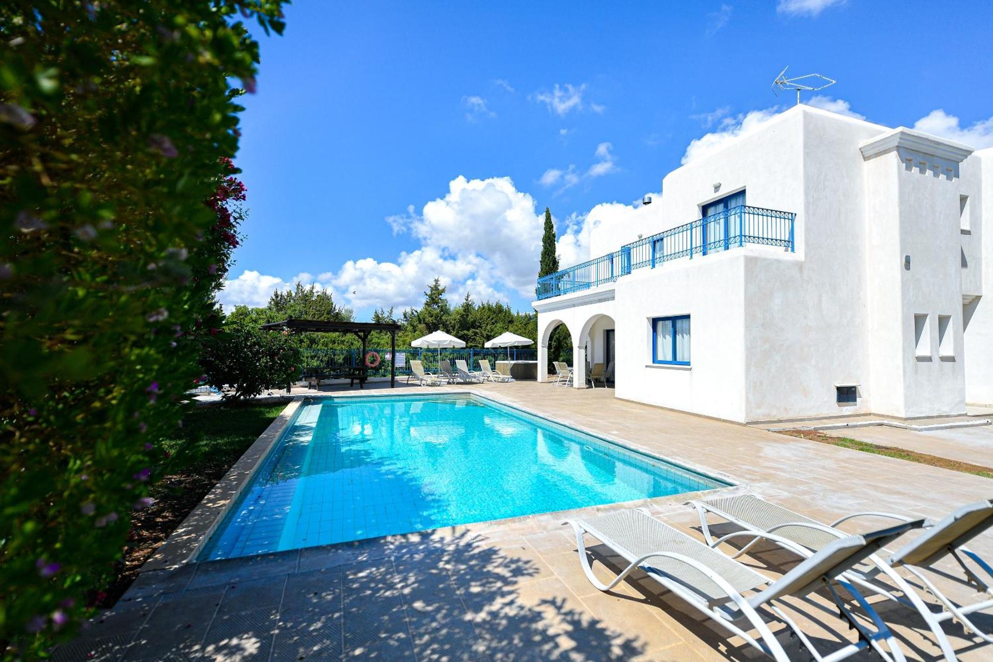 Azzurro Holiday Villas Peyia Ngoại thất bức ảnh