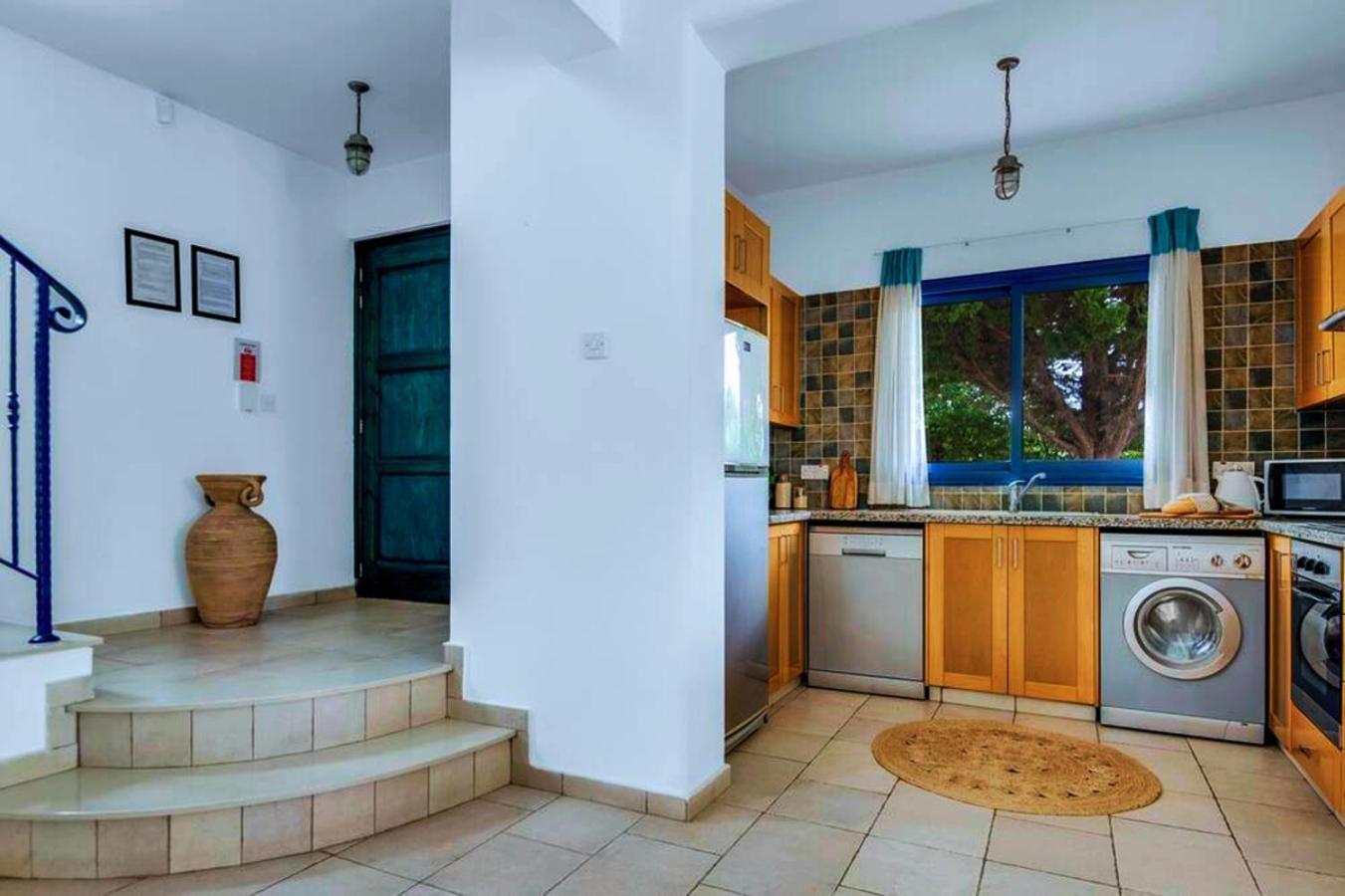 Azzurro Holiday Villas Peyia Ngoại thất bức ảnh